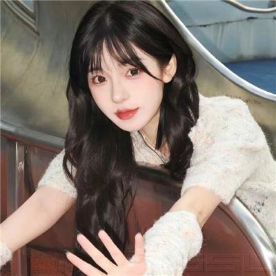 金爪女郎